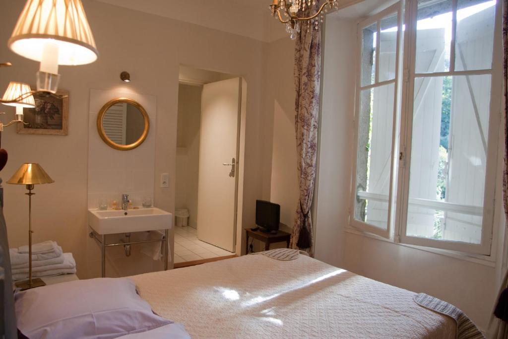 Chambres D'Hotes Les Pratges フィジャック 部屋 写真